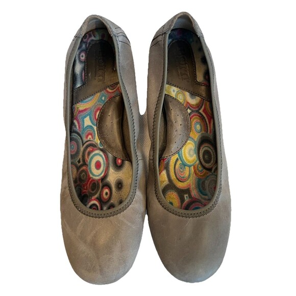 Born Julianne Gray 7.5 M Suede Ballerina Flats With Colorful Inner Soles Slip On - Picture 1 of 9